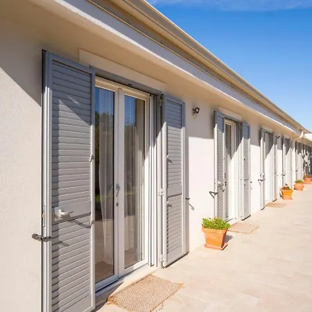 Capovillas - Country Armonia With Private Pool Mandaradoni
