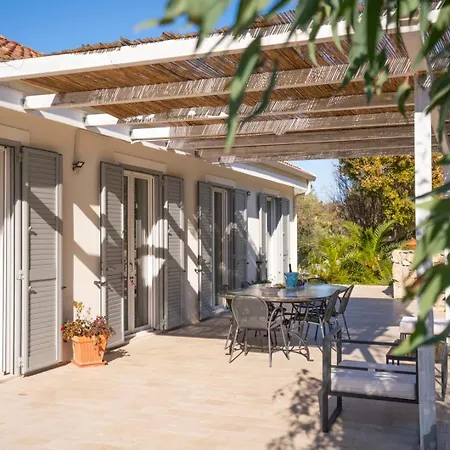 Villa Capovillas - Country Armonia With Private Pool Mandaradoni